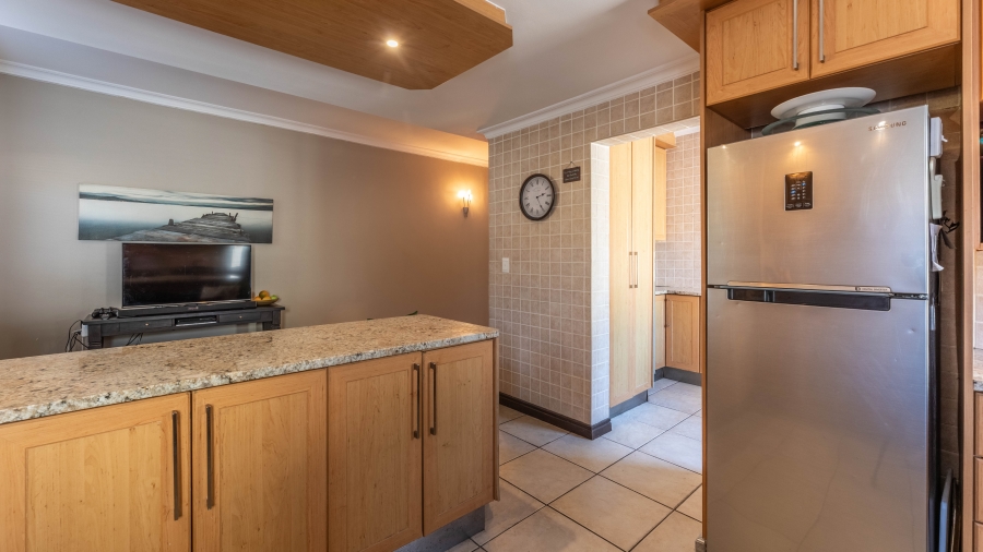 5 Bedroom Property for Sale in Parklands Western Cape